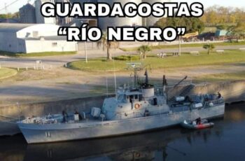 Guardacostas ROU11 «Río Negro» y ROU14 «Río Arapey» en la Fiesta número 62.